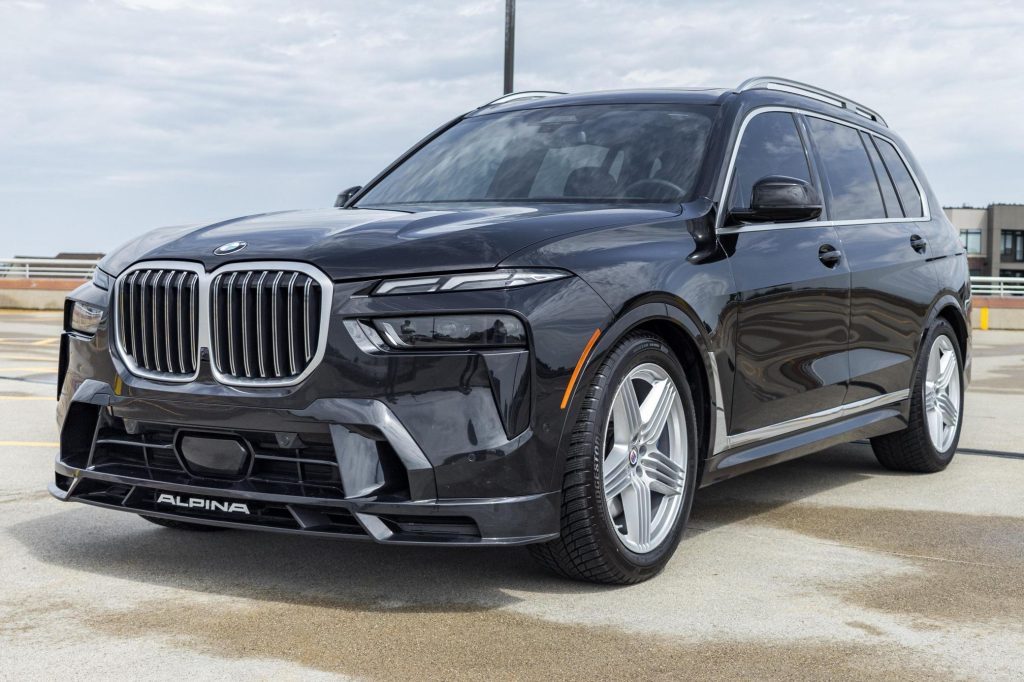 2023 BMW Alpina XB7