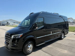 2020 Mercedes-Benz Sprinter 3500XD - 2021 Airstream Interstate 24GT 4×4