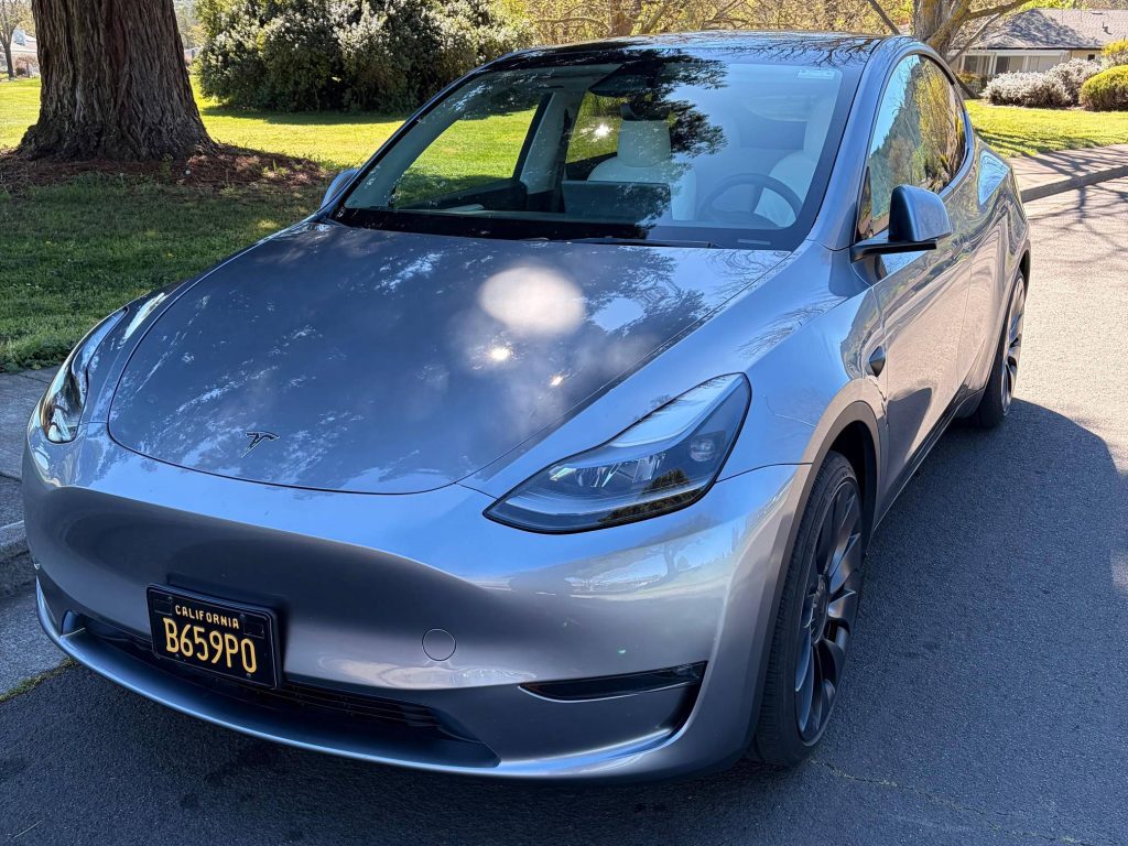2024 Tesla Model Y Performance Quicksilver
